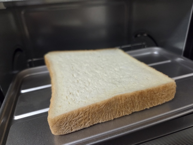 冷凍食パンをオーブントースターで焼く