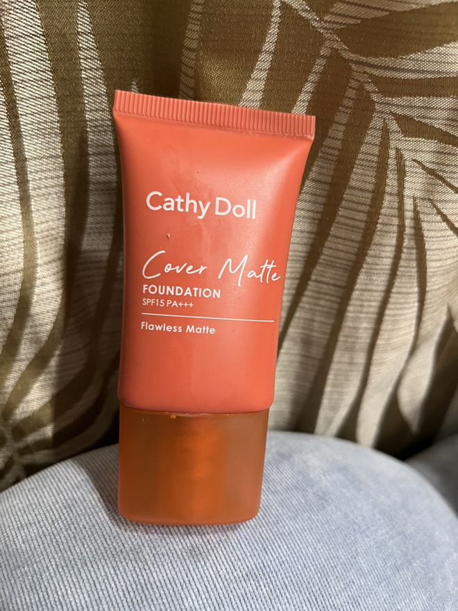 タイのコスメブランドCathy Doll(キャシードール) のカバーマットファンデーション ミニ