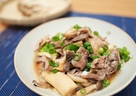 キノコと豚肉のヒハツ炒め