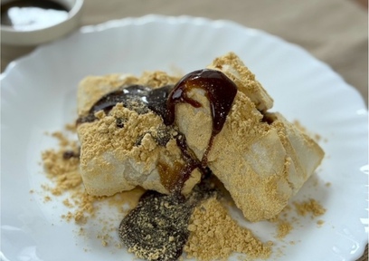 きなこ黒蜜ヒハツ餅